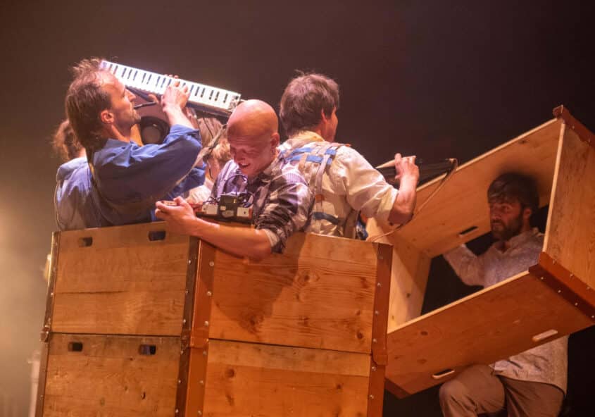 Zirkusspektakel FahrAwaY